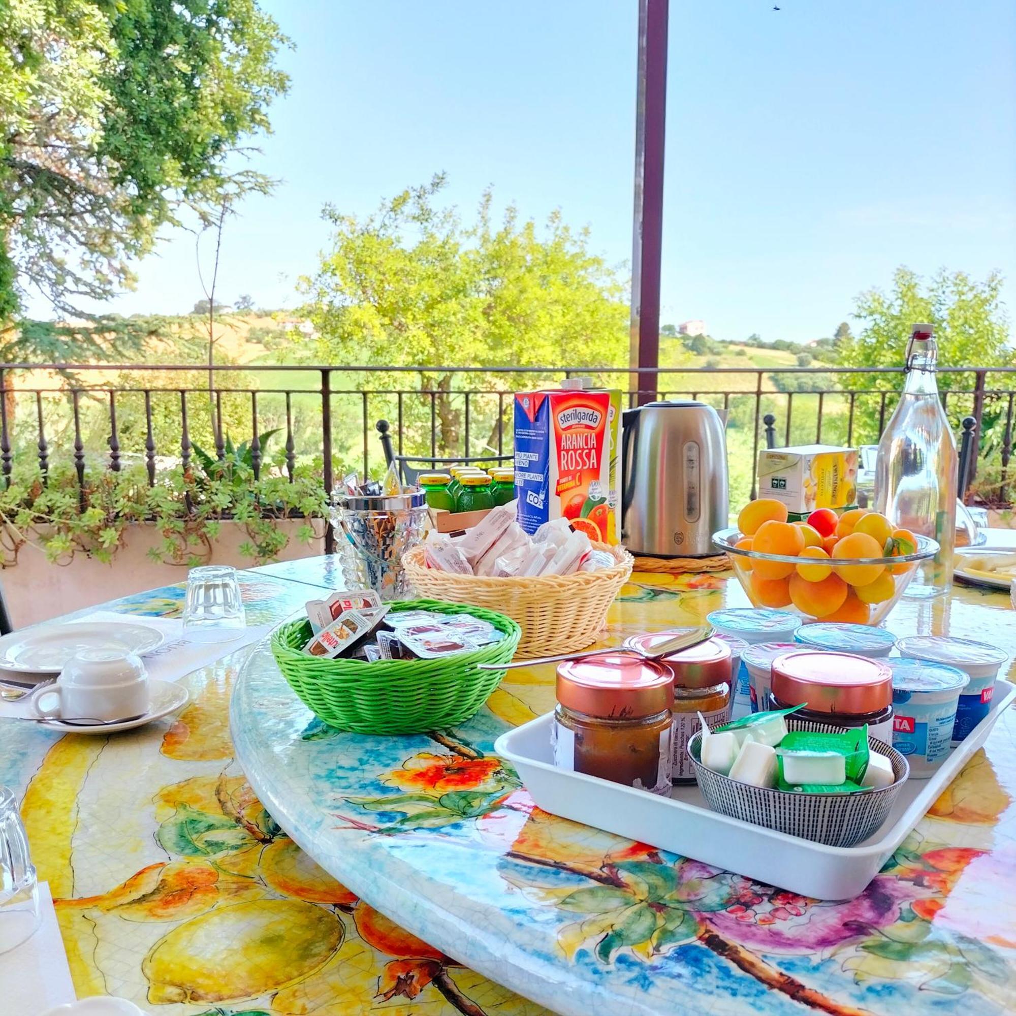 Ca' Dei Gelsi B & B Coriano Exteriér fotografie
